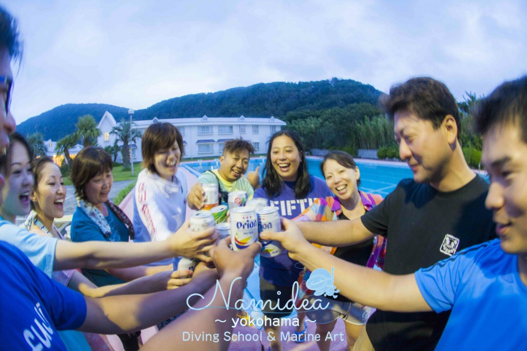 陸でもプールにBBQ（バーベキュー）