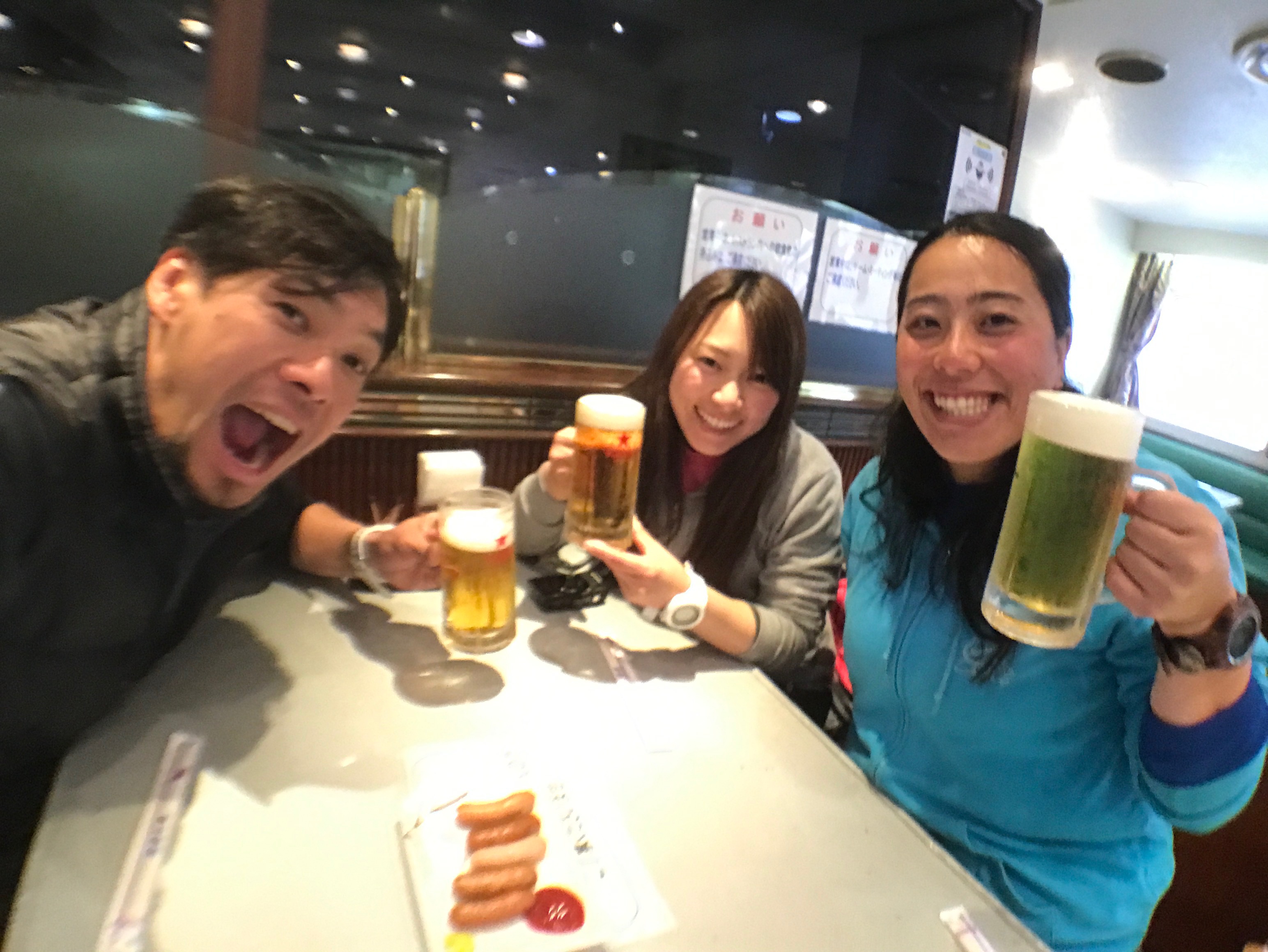 お疲れ様の乾杯