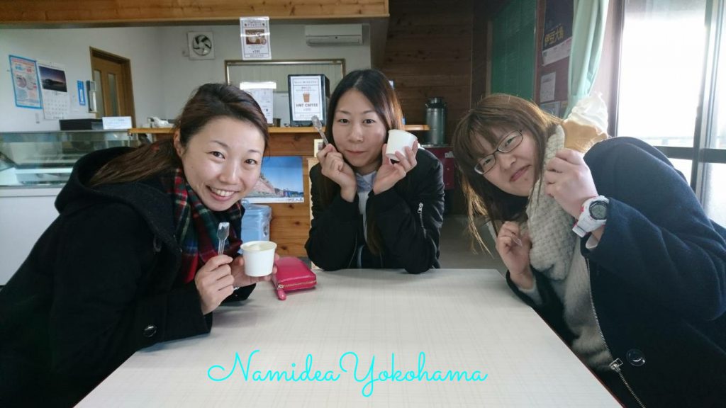 ダイビングの後はブラっとハウスでアイスタイム
