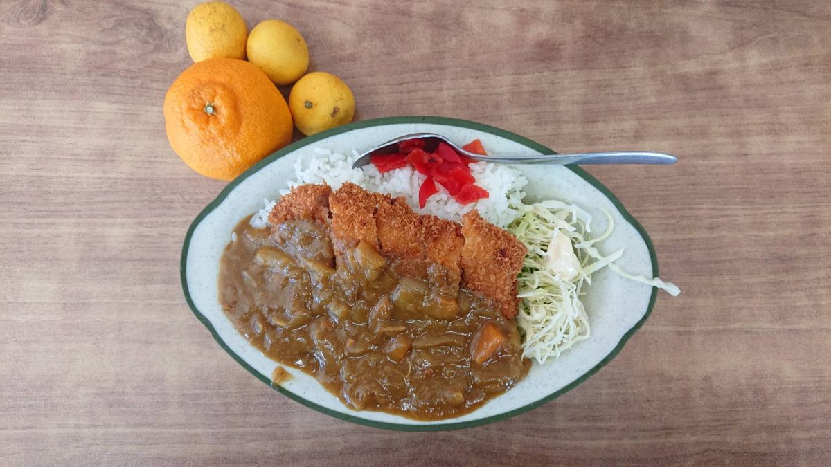 みんな大好きはまゆうのカツカレー