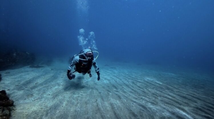 Namidea 透明度抜群の熱海ボート！期間限定小曽我洞窟へ！